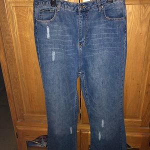 Women’s Revolt Bootcut Jeans